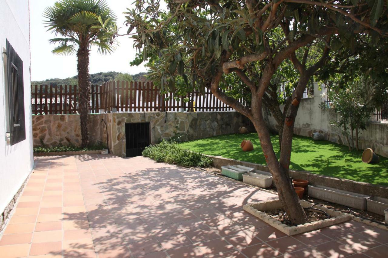 Los Parrales San Pablo de los Montes Exterior foto